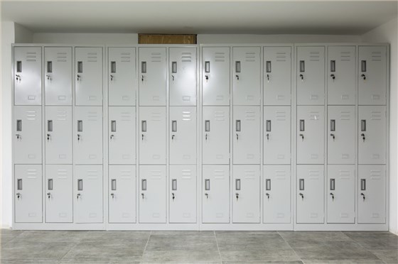 广州文创互联网技术服务中心钢柜密码锁办公空间案例照片 (2)