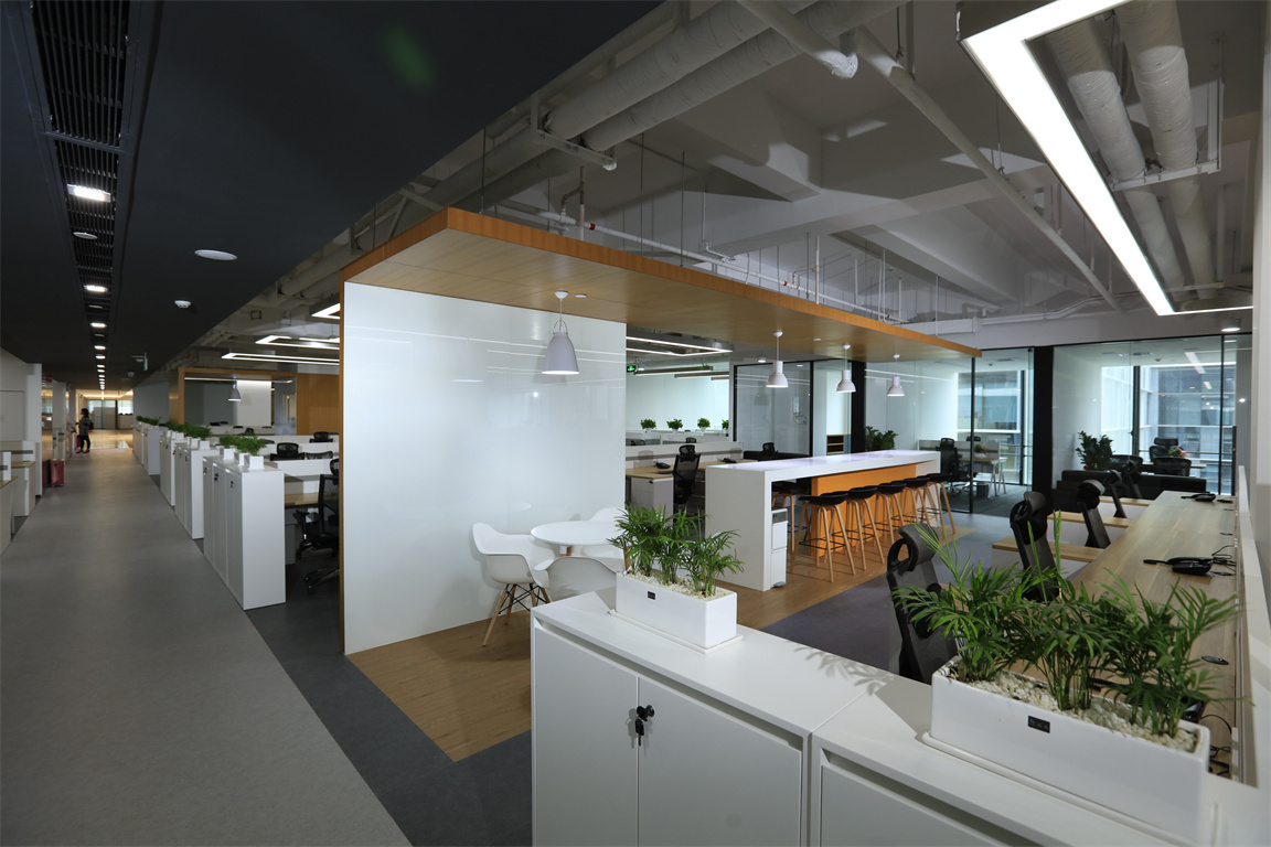 城市规划案例高吧台高吧椅休闲空间案例照片 (1)