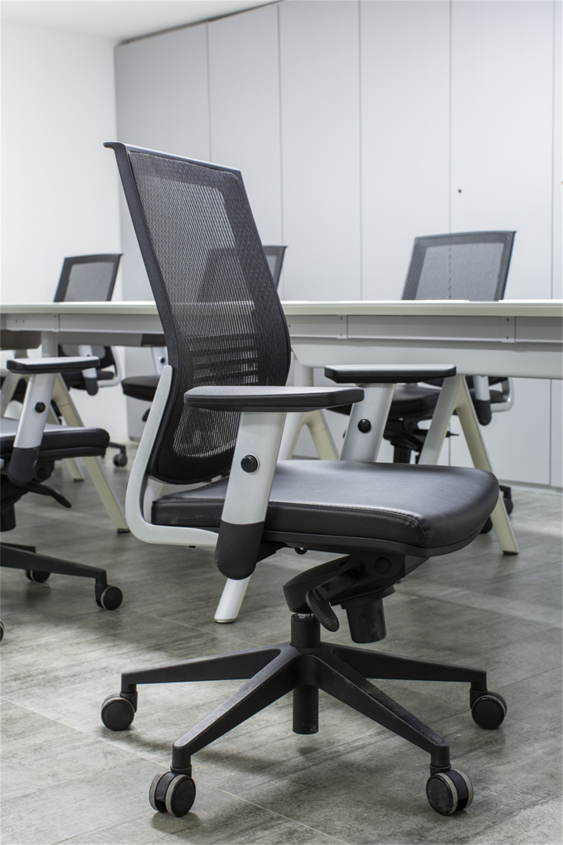 广州文创互联网技术服务中心职员单椅职员空间案例照片 (3)