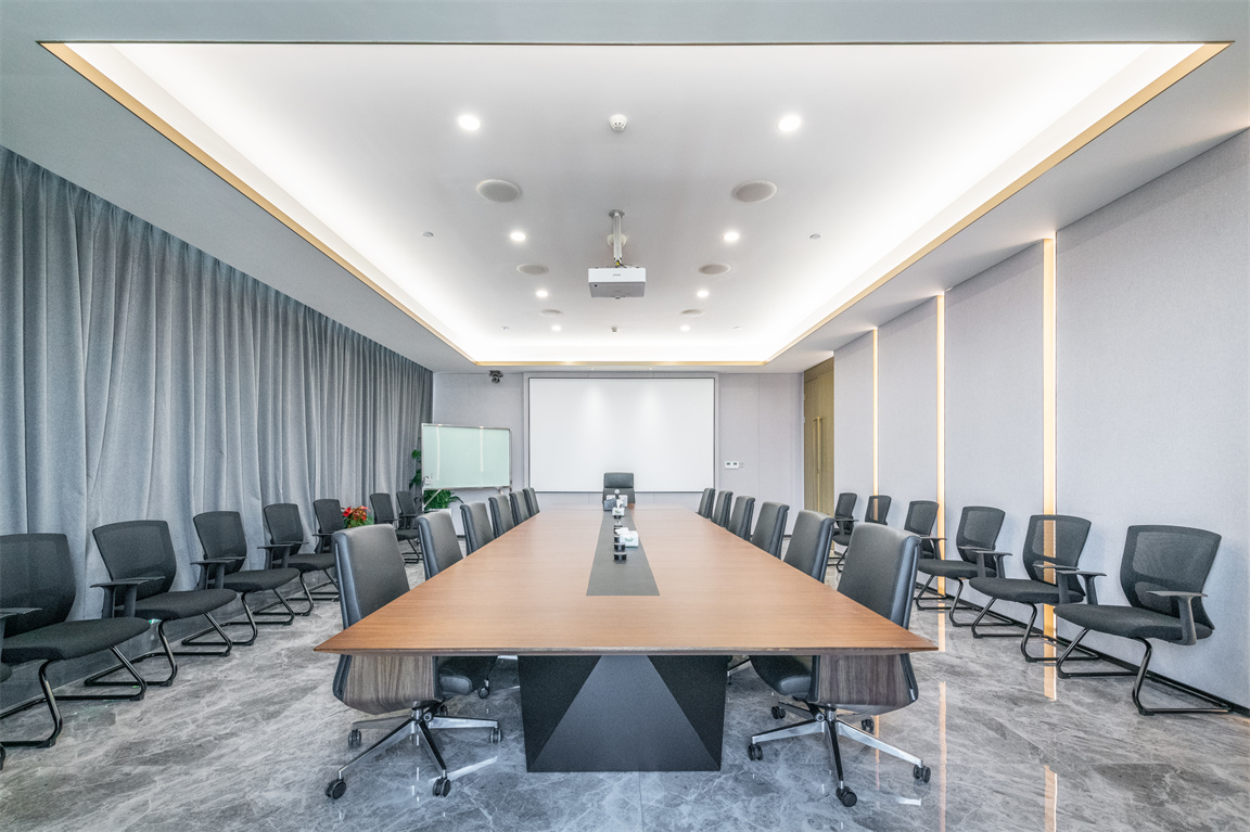 DSC_9508会议区室总裁会议桌椅组合 (3)
